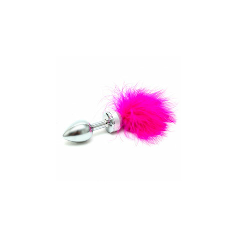 Petite bouture boutonnée avec des plumes roses